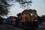 Northbound intermodal in the early morning